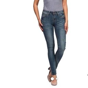 Medium wash skinny jeans
